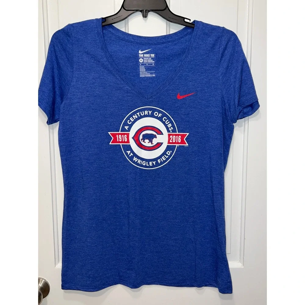 NWT Nike Chicago Cubs Century of Cubs Wrigley Field V-Neck T-Shirt Blue XL Women